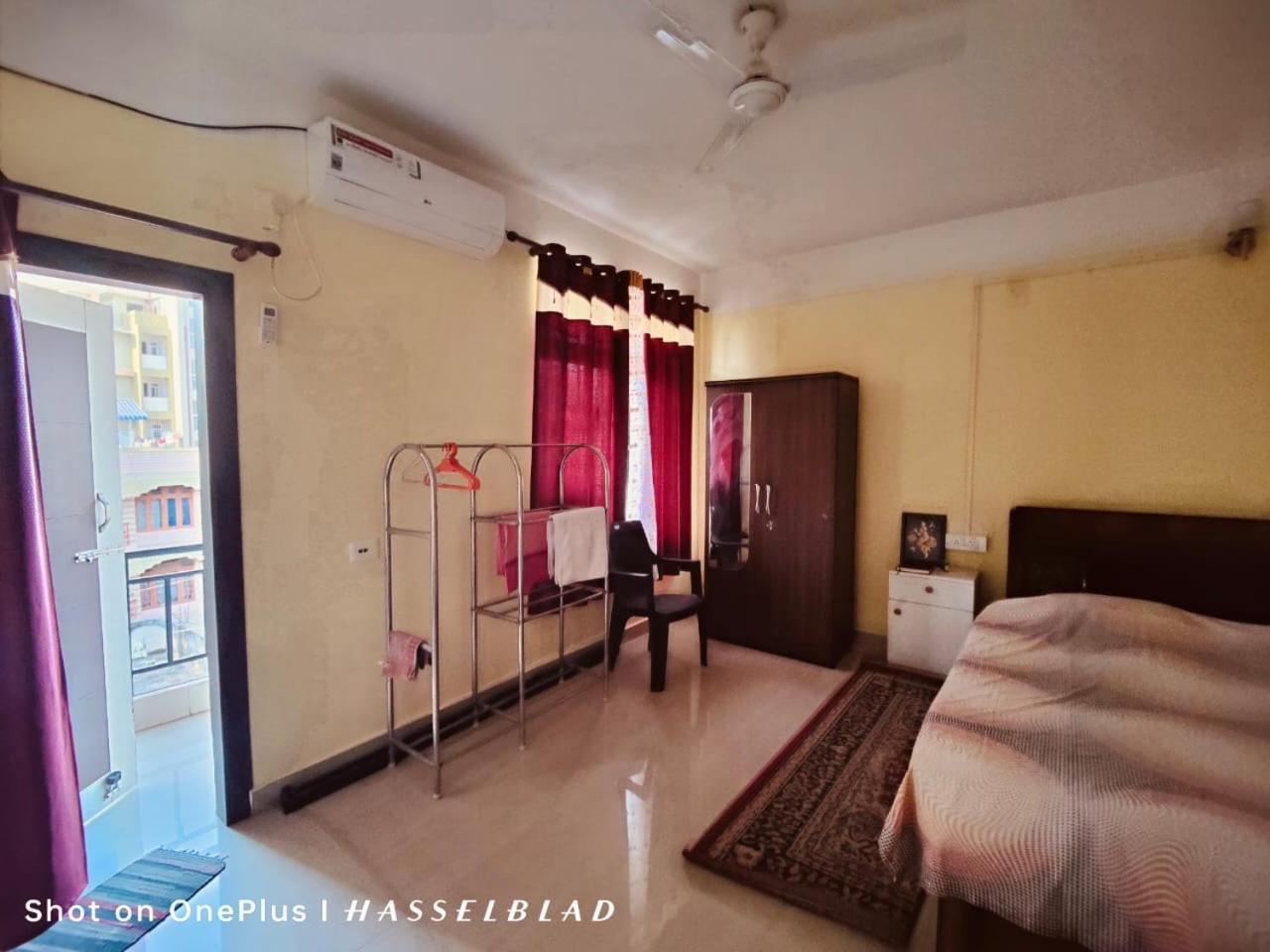 Dreams Abode Studio Apartment Гувахати Экстерьер фото
